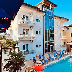 4* Hotel Brian